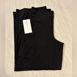 Athleta Brooklyn Heights Cargo Pant in Black